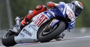 Lorenzo on song in Czech Republic